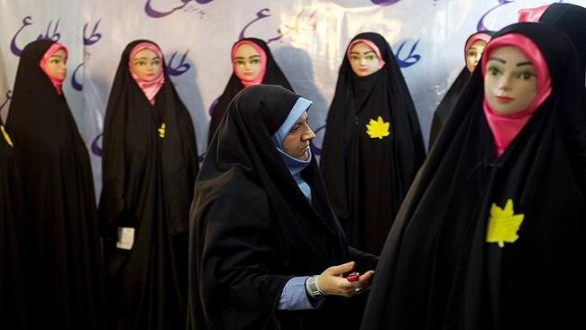 مشکل کمبود چادر مشکی ایرانی تا سال 99 رفع می گردد