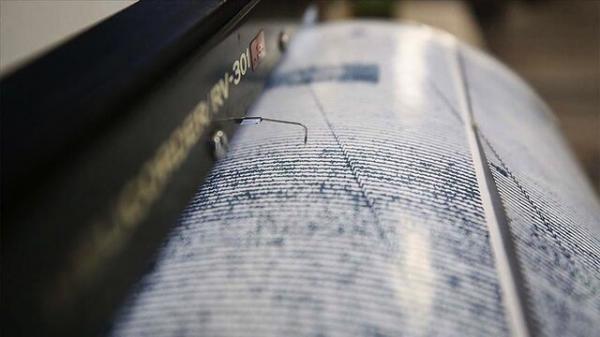 زلزله ایران را در مرداد ماه چند بار لرزاند؟
