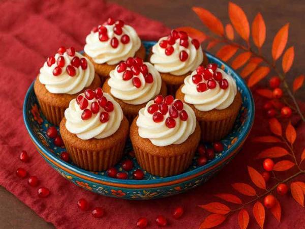 طرز تهیه مافین انار ، چیکار کنم کاپ کیک انار نرم و پفکی بمونه؟ طرز تهیه مافین انار ، چیکار کنم کاپ کیک انار نرم و پفکی بمونه؟